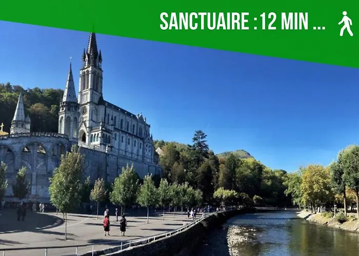 Loc Trotteur Le Pivoine Grand Confort, Gare Sncf De ルルド