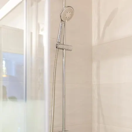 Loc Trotteur Le Pivoine Grand Confort, Gare Sncf De Apartment *